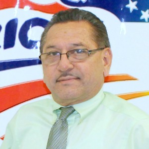 Efrain Valdivia